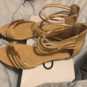 Women’s size 7 sandals